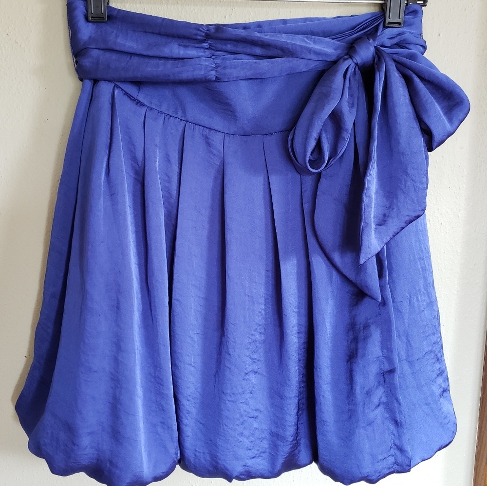 🥳 3 for $15 Charlotte Russe Bubble Skirt
